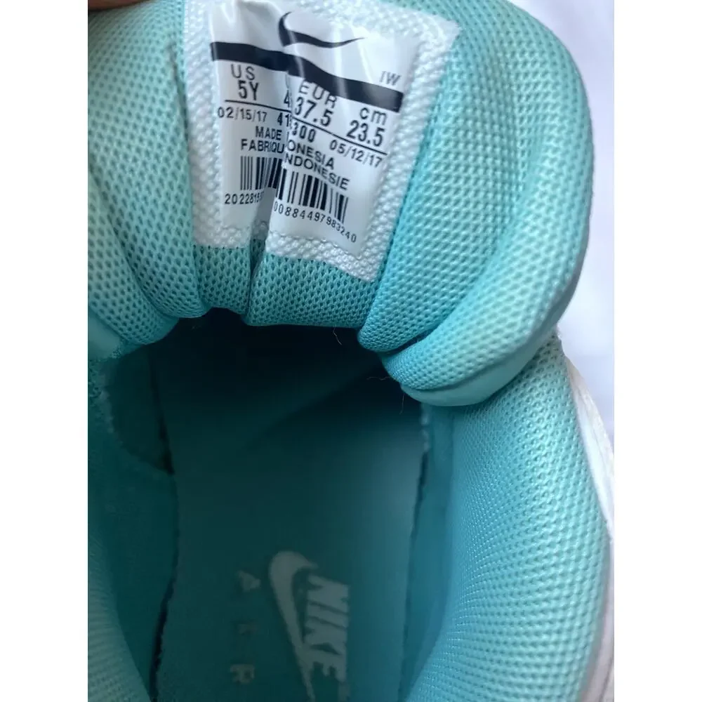 Rare Nike Air Uptempo Island Green Youth SZ 5Y 415082-300